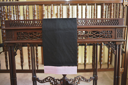 Mulitcolor Hemstitch Guest Towel Black with Pink Mist border